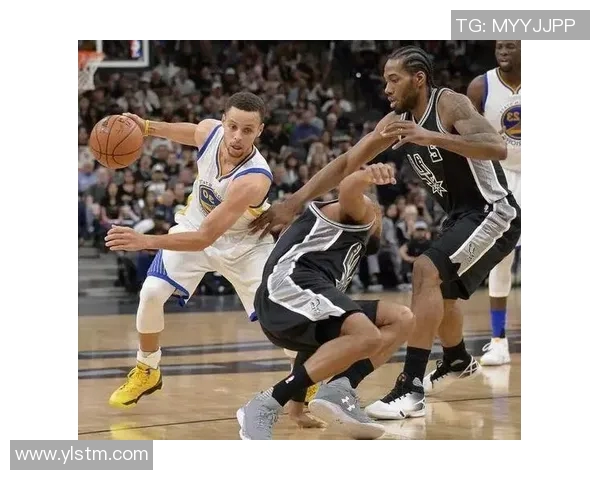 勇士与马刺西部决赛第二场激战回顾与精彩瞬间分析